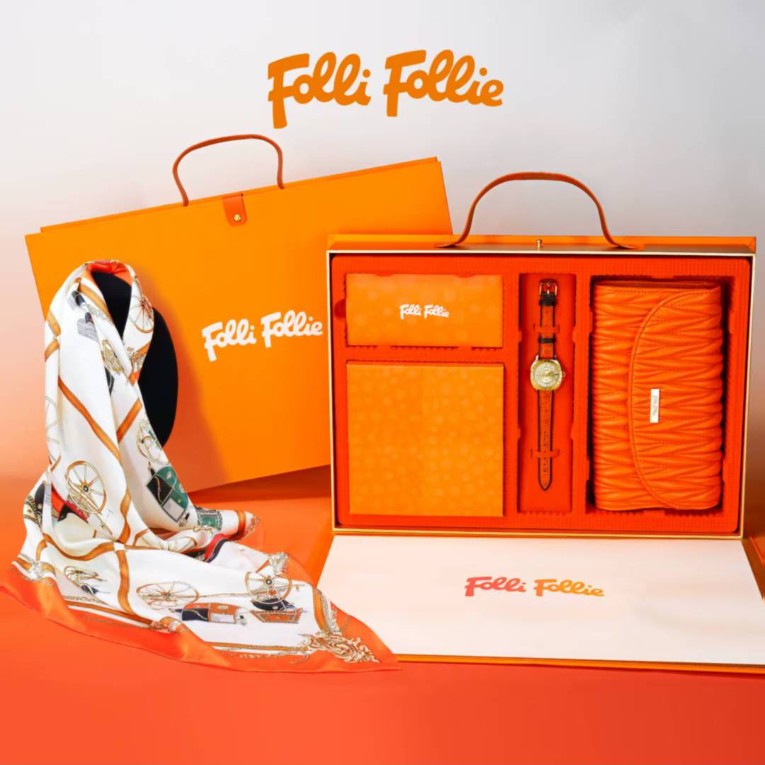 Folli Follie尊享版丝巾礼盒
